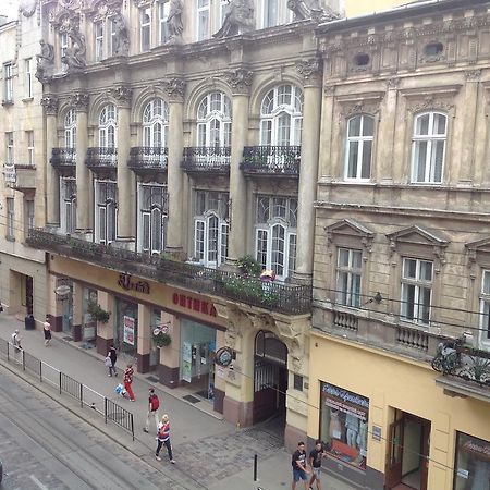 Apartments On Doroshenka 19 Lviv Extérieur photo