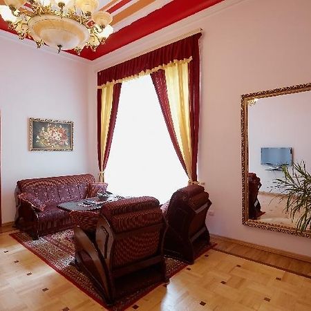 Apartments On Doroshenka 19 Lviv Extérieur photo