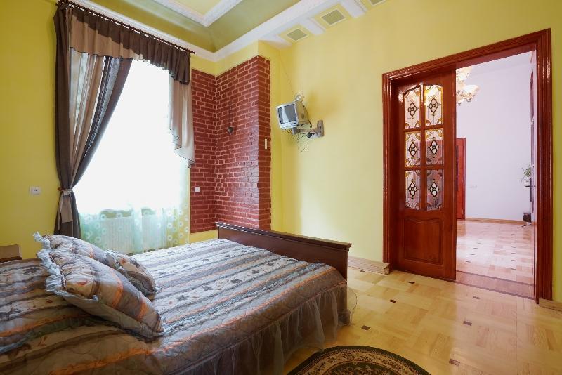 Apartments On Doroshenka 19 Lviv Extérieur photo