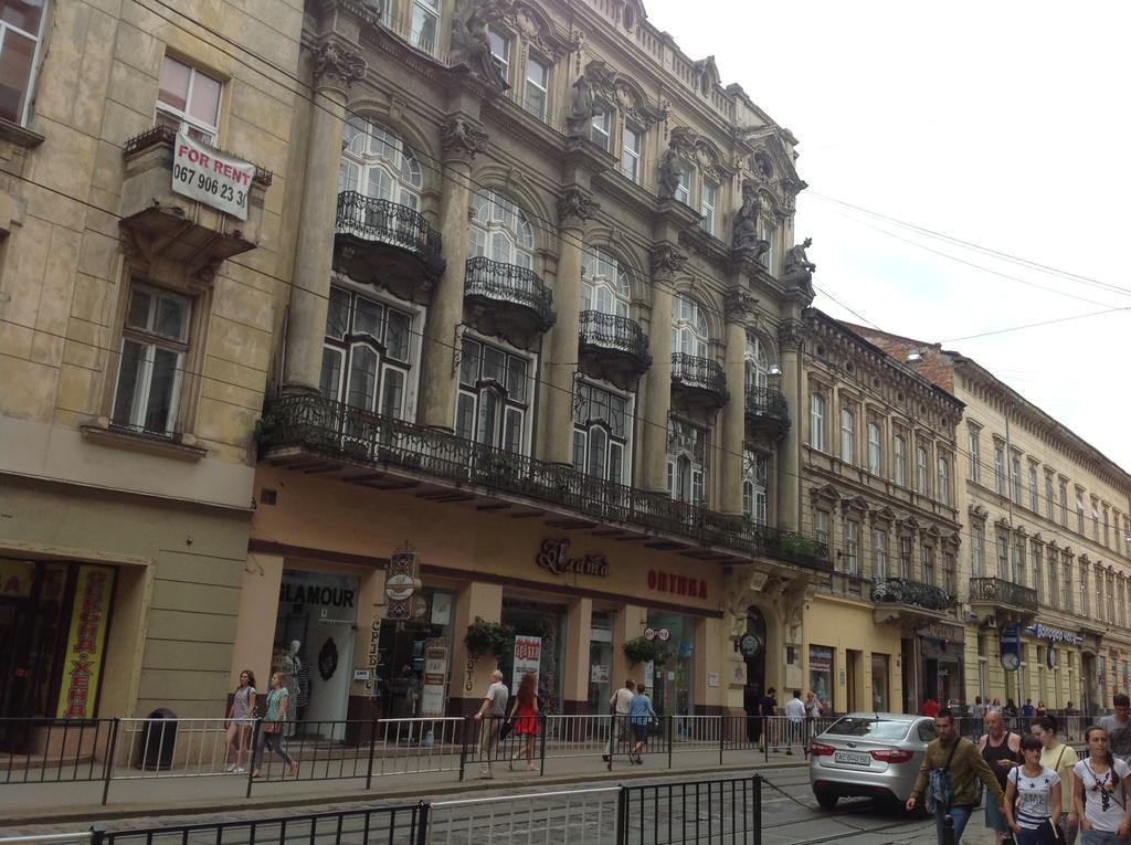 Apartments On Doroshenka 19 Lviv Extérieur photo