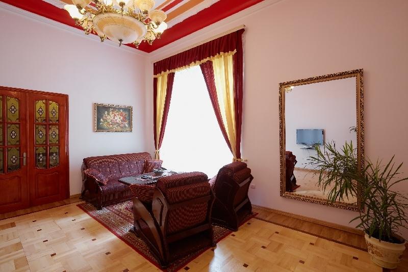 Apartments On Doroshenka 19 Lviv Extérieur photo